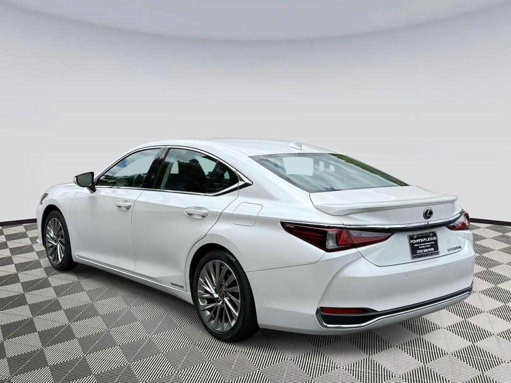 used 2022 Lexus ES 300h car, priced at $35,139