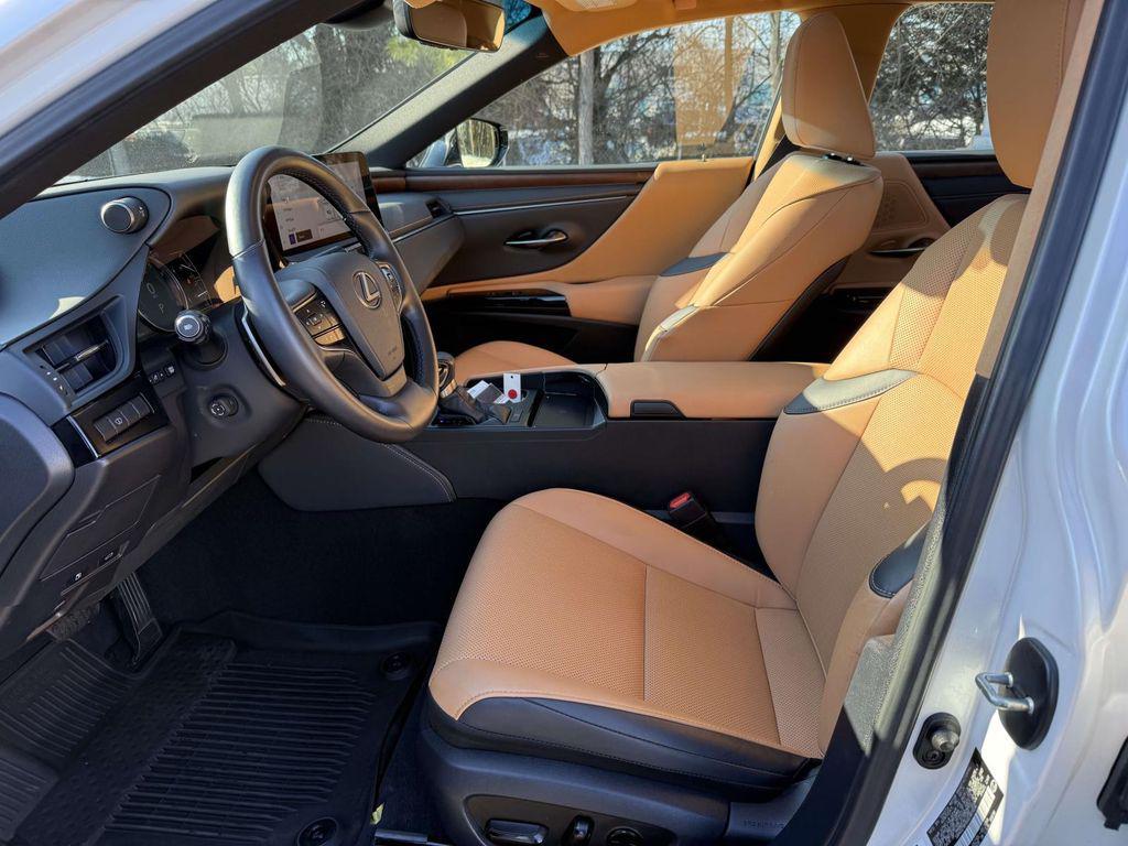 used 2025 Lexus ES 350 car, priced at $44,500