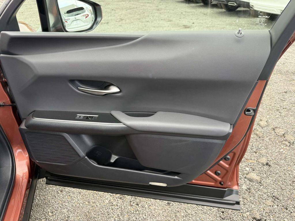 used 2025 Lexus UX 300h car, priced at $40,977