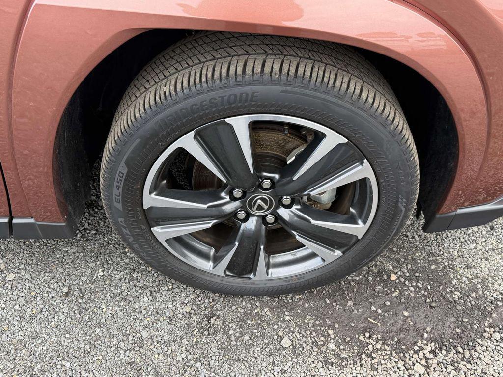 used 2025 Lexus UX 300h car, priced at $40,977