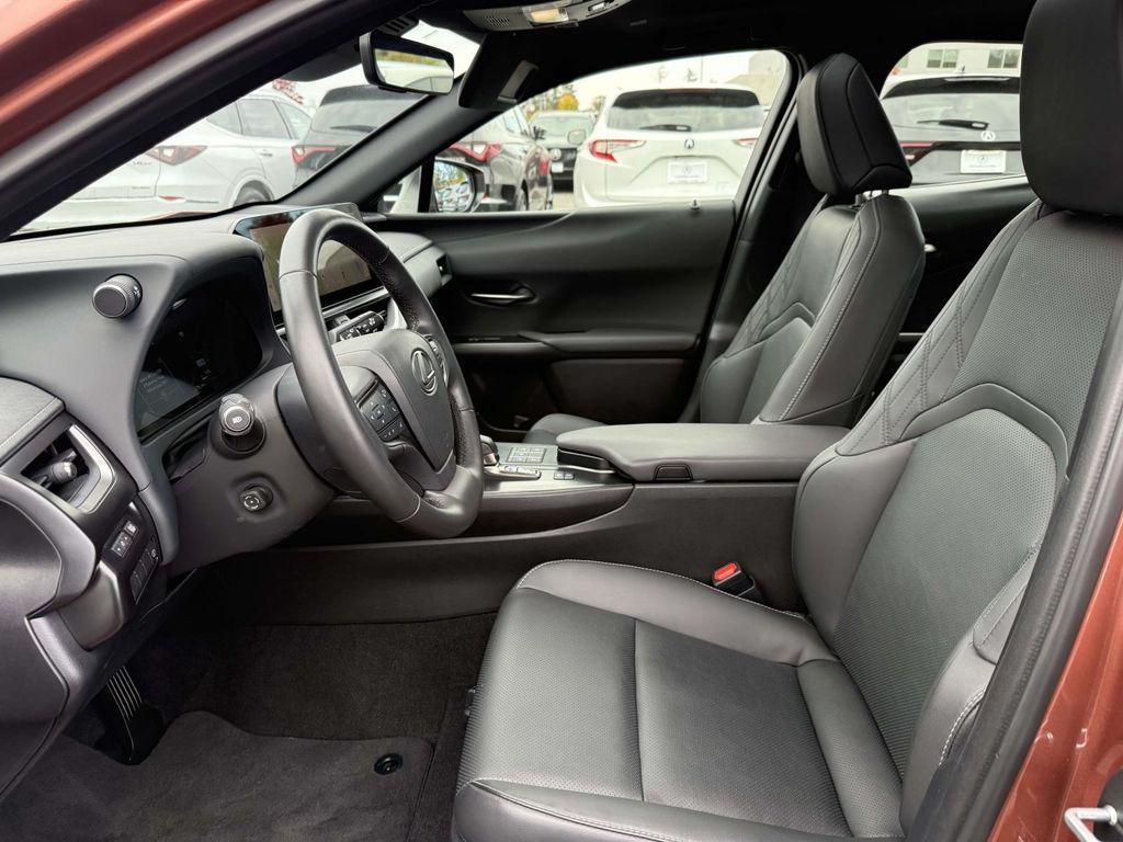 used 2025 Lexus UX 300h car, priced at $40,977