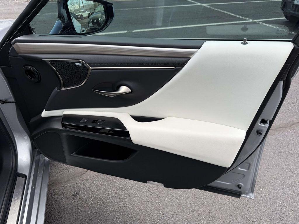 used 2024 Lexus ES 300h car, priced at $46,700