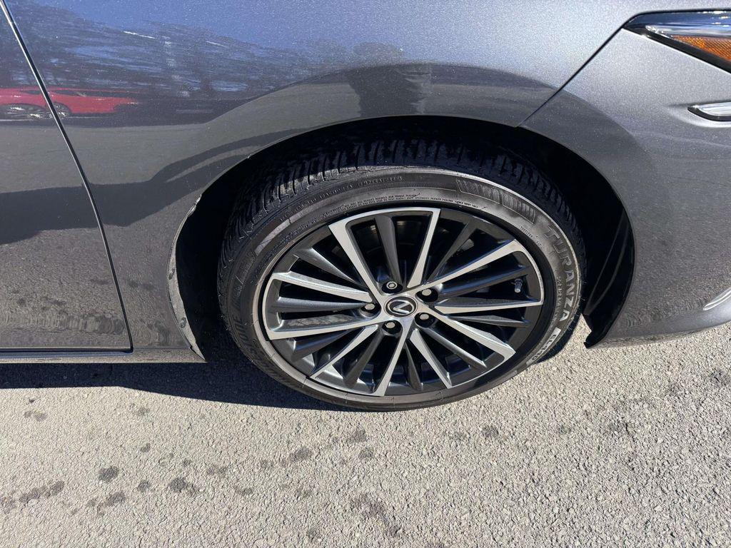 used 2023 Lexus ES 350 car, priced at $38,900