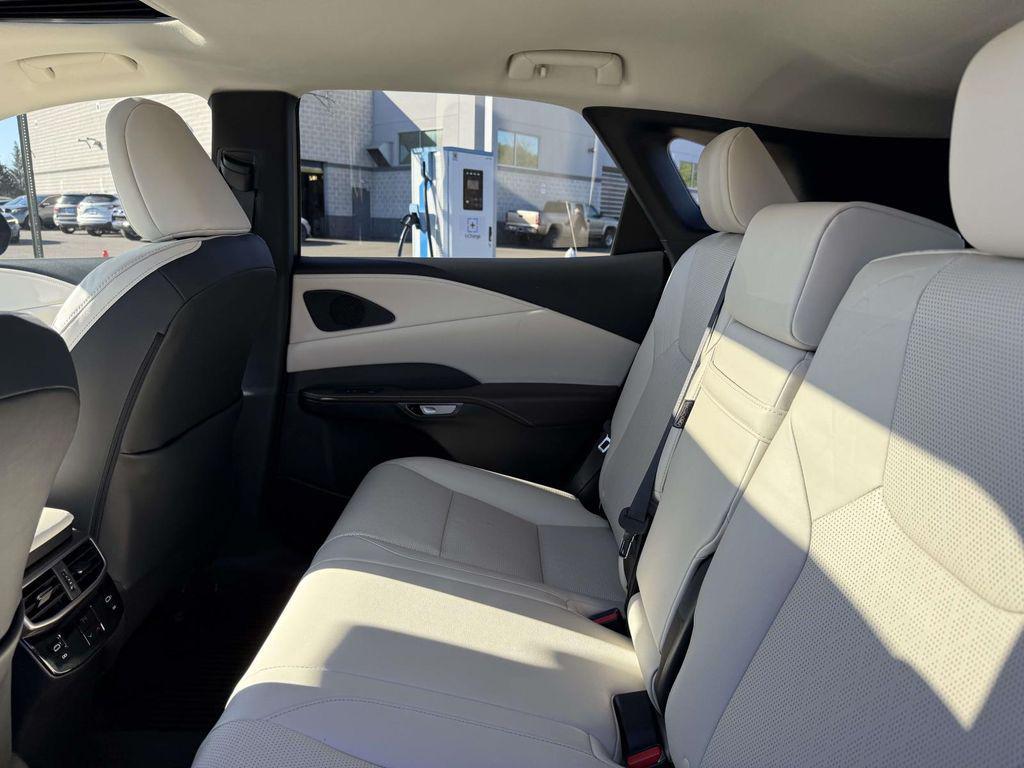 used 2024 Lexus RX 350h car, priced at $59,500