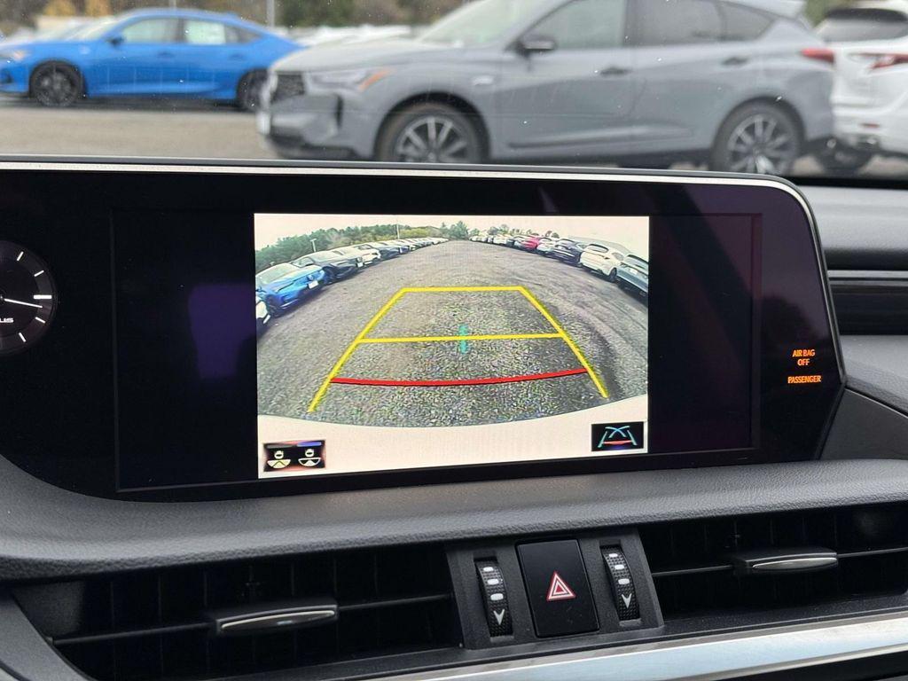 used 2021 Lexus ES 300h car, priced at $33,777