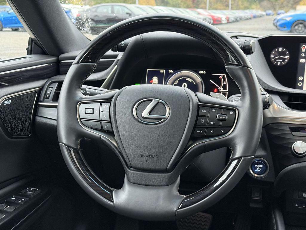used 2021 Lexus ES 300h car, priced at $33,777