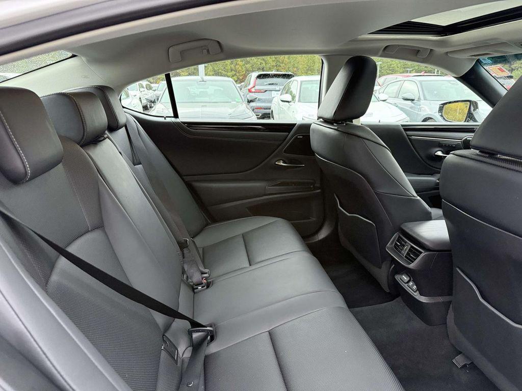 used 2021 Lexus ES 300h car, priced at $33,777