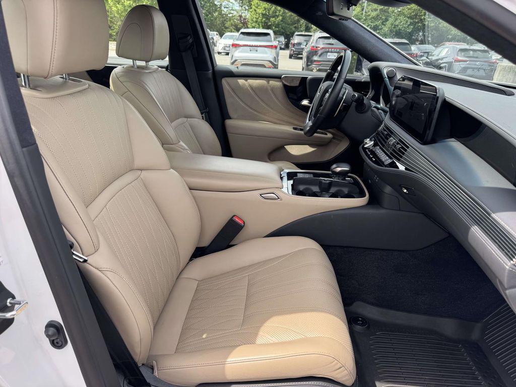 used 2023 Lexus LS 500 car, priced at $93,689