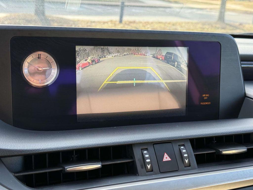 used 2020 Lexus ES 300h car, priced at $34,900