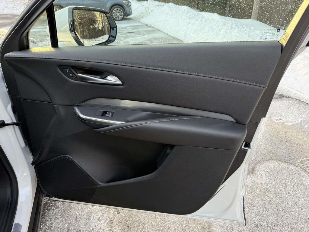 used 2024 Cadillac XT4 car, priced at $34,577