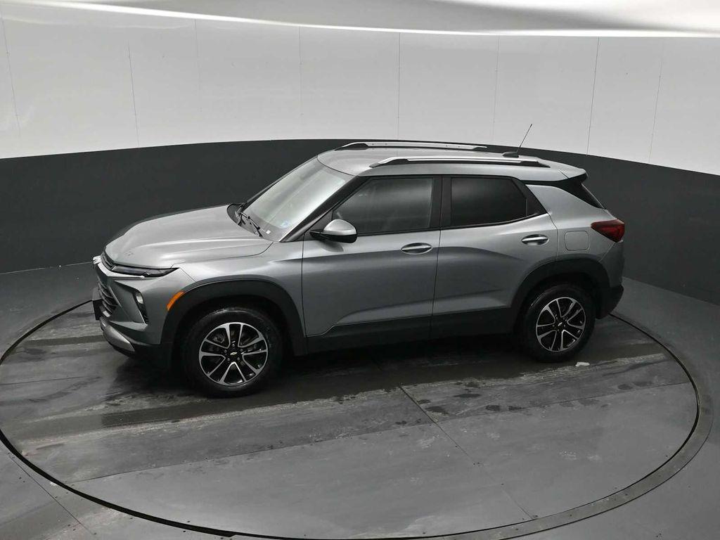 used 2025 Chevrolet TrailBlazer car, priced at $25,688