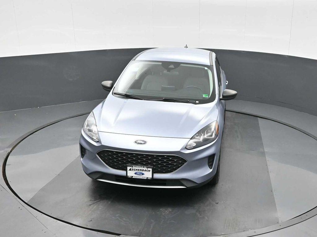 used 2022 Ford Escape car, priced at $21,136