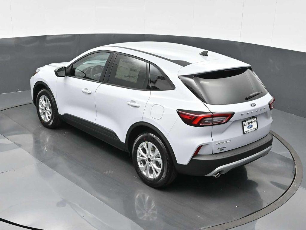 new 2025 Ford Escape car, priced at $22,984