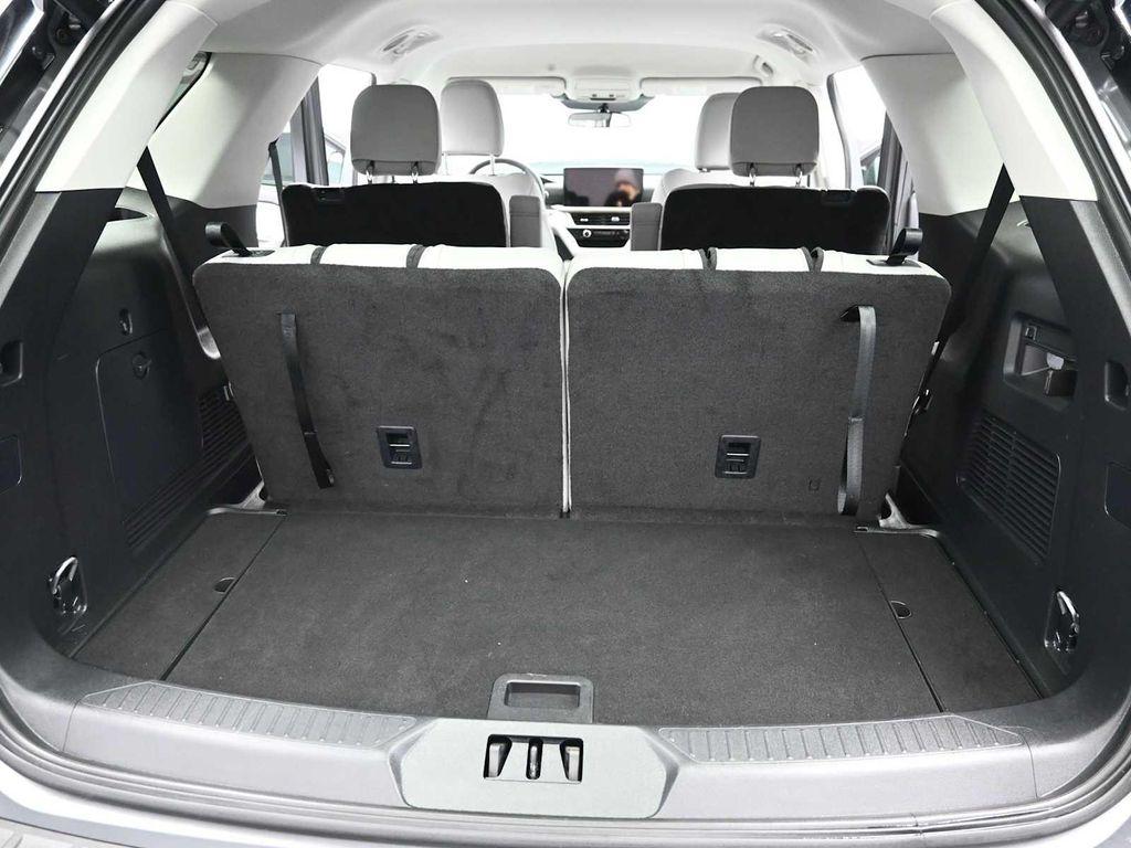 used 2025 Ford Explorer car, priced at $39,400