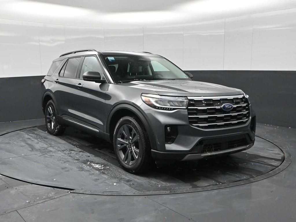 used 2025 Ford Explorer car, priced at $39,400