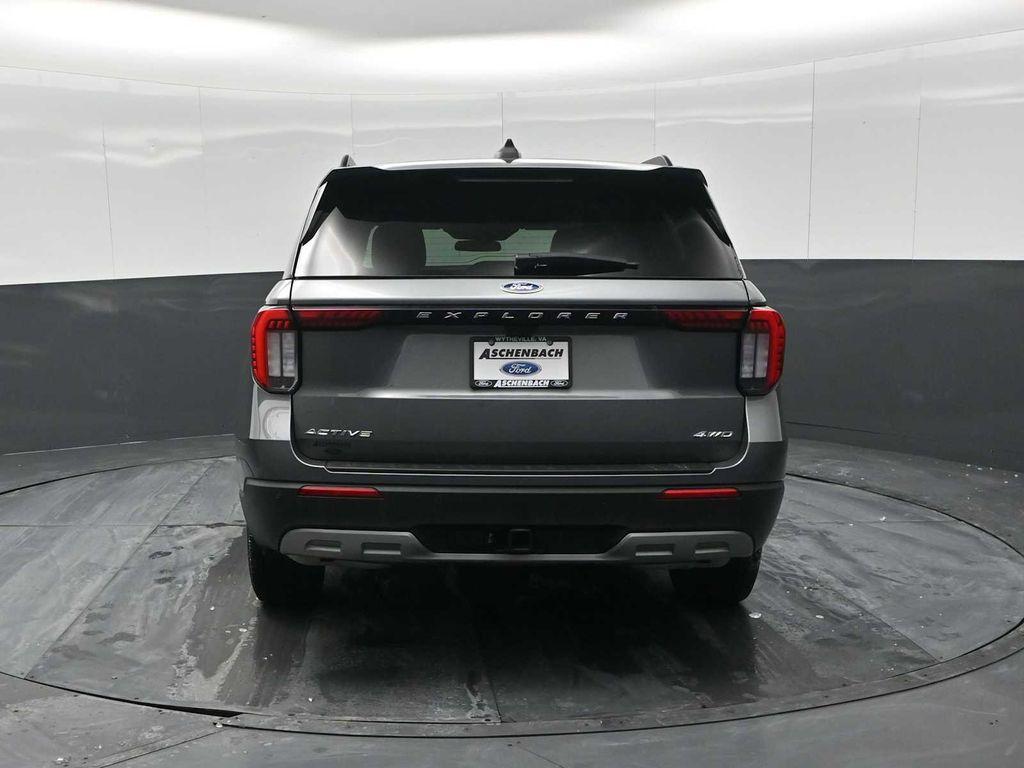 used 2025 Ford Explorer car, priced at $39,400