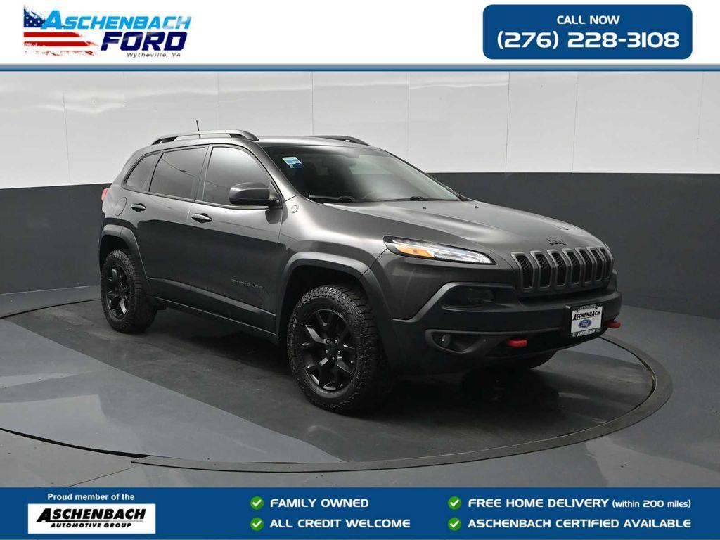 used 2018 Jeep Cherokee car