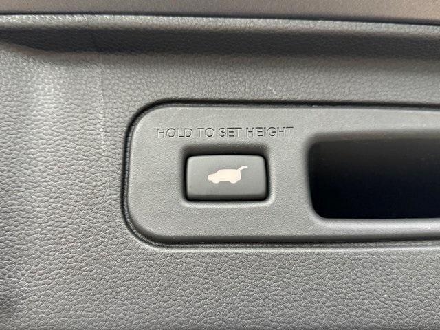 new 2025 Honda Pilot car, priced at $46,330