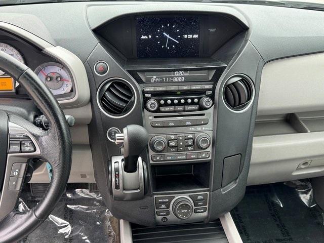 used 2014 Honda Pilot car, priced at $9,000