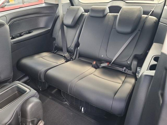 new 2026 Honda Odyssey car, priced at $43,250