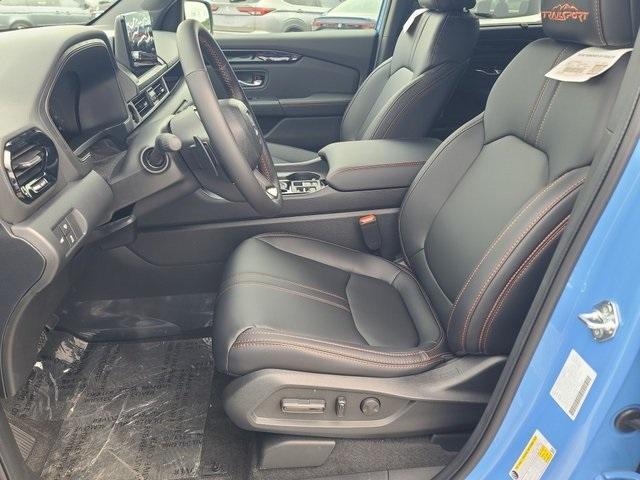 new 2025 Honda Pilot car, priced at $49,855