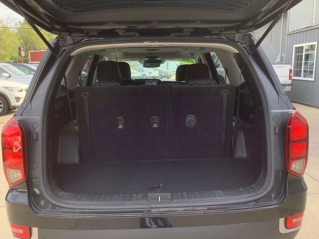 used 2021 Hyundai Palisade car, priced at $17,995