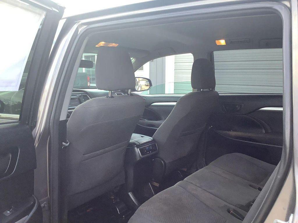 used 2014 Toyota Highlander car, priced at $10,995