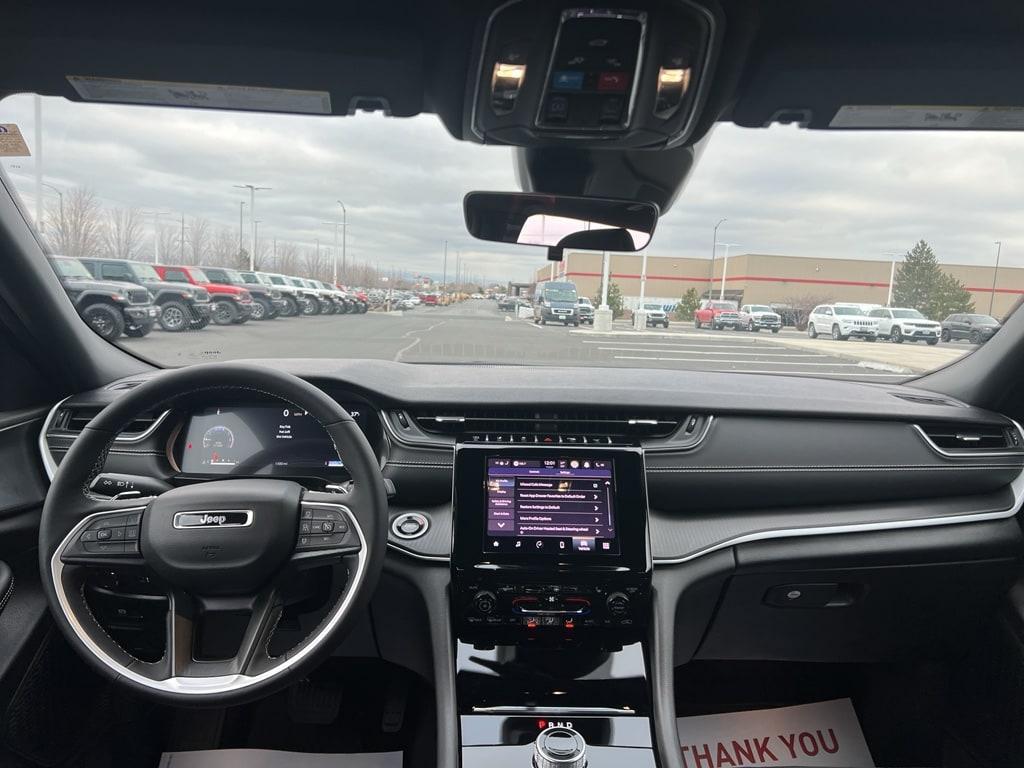 used 2025 Jeep Grand Cherokee L car, priced at $39,999