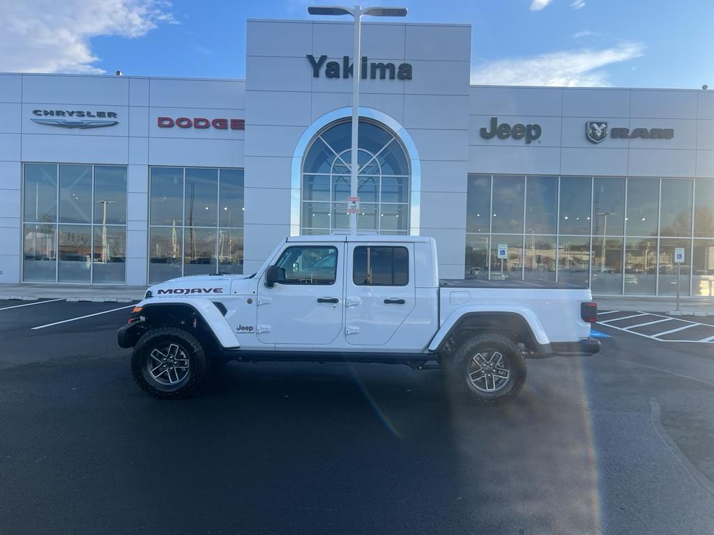 new 2025 Jeep Gladiator car, priced at $54,998