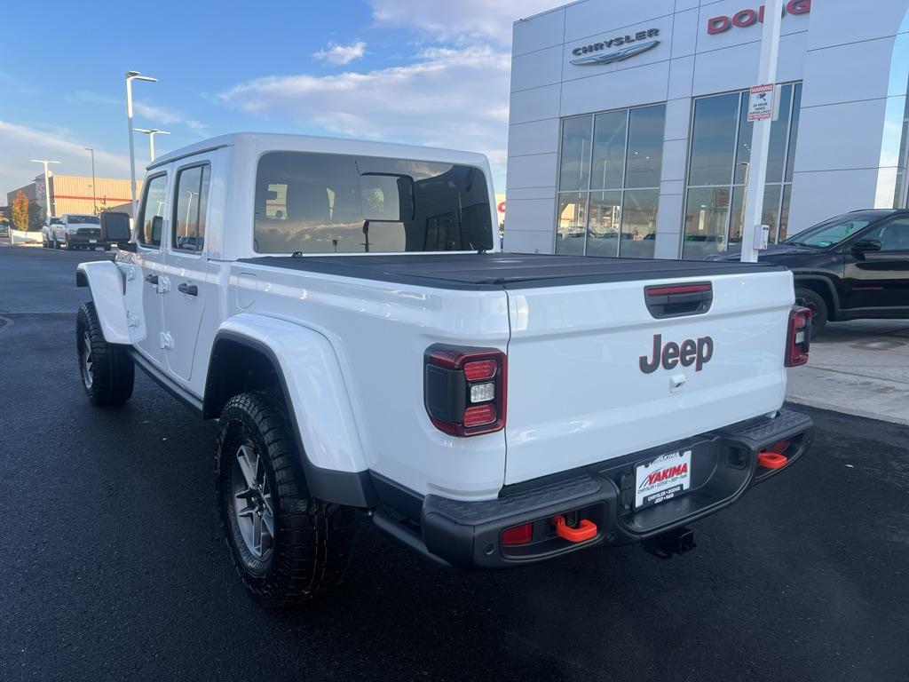 new 2025 Jeep Gladiator car, priced at $54,998