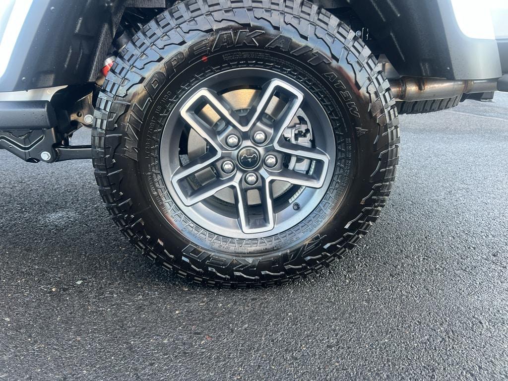 new 2025 Jeep Gladiator car, priced at $54,998