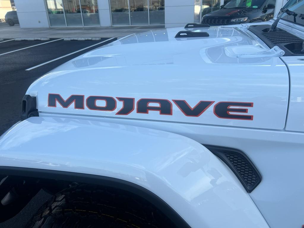 new 2025 Jeep Gladiator car, priced at $54,998