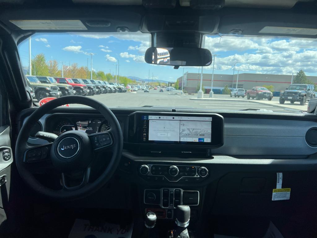 new 2025 Jeep Gladiator car, priced at $44,610