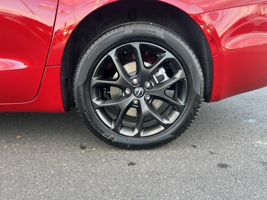 new 2026 Chrysler Pacifica car, priced at $53,976