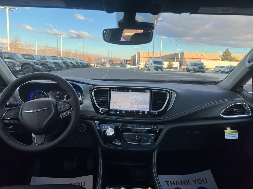 new 2026 Chrysler Pacifica car, priced at $53,976