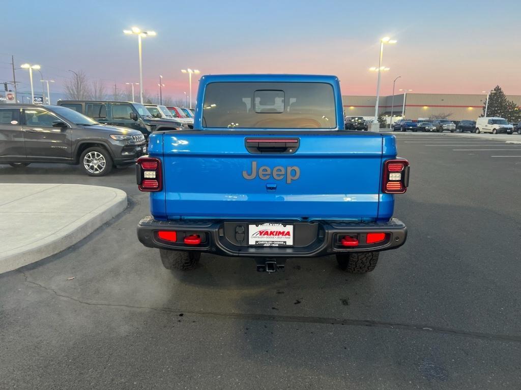 new 2024 Jeep Gladiator car, priced at $66,373