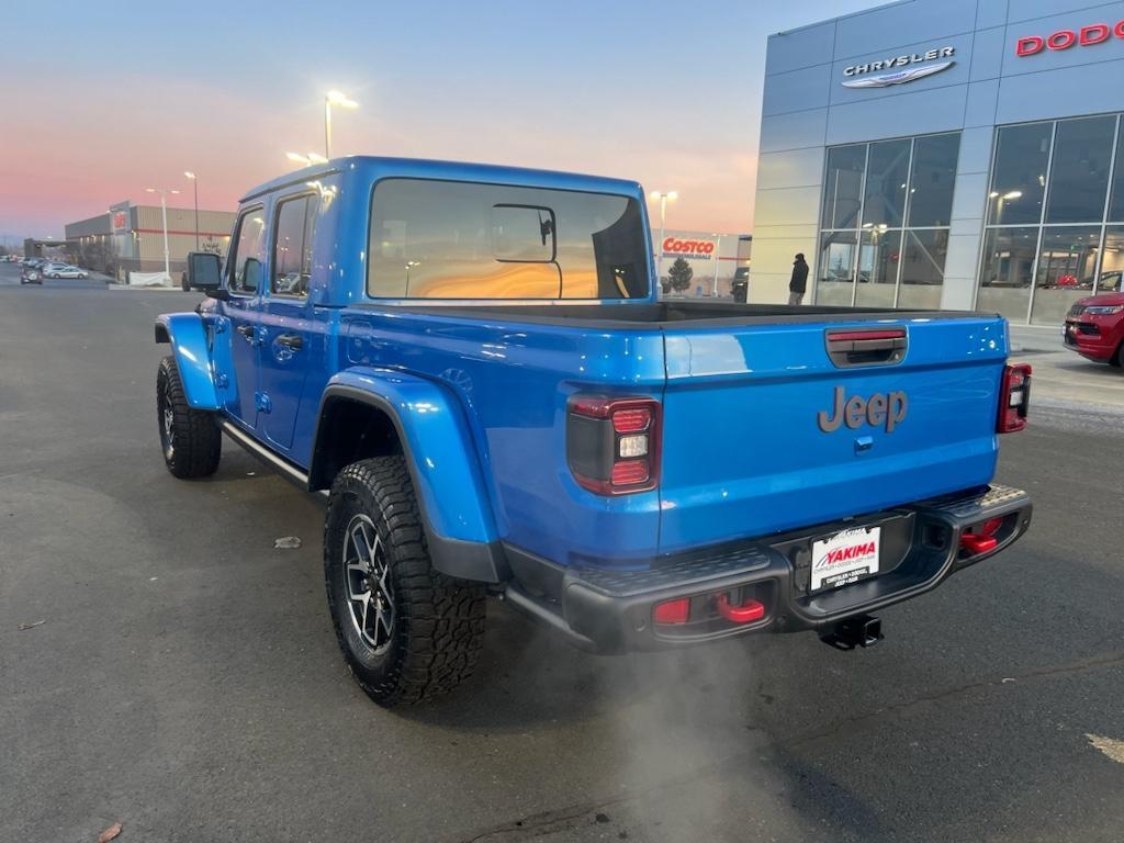 new 2024 Jeep Gladiator car, priced at $66,373