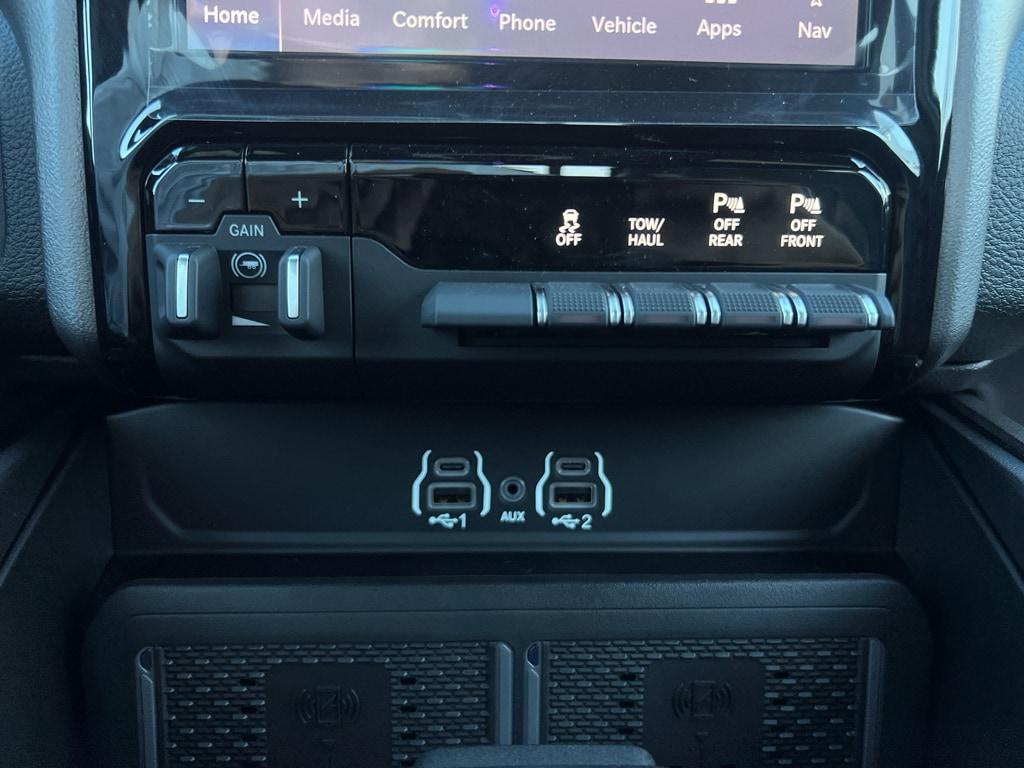 new 2025 Ram 2500 car, priced at $70,928