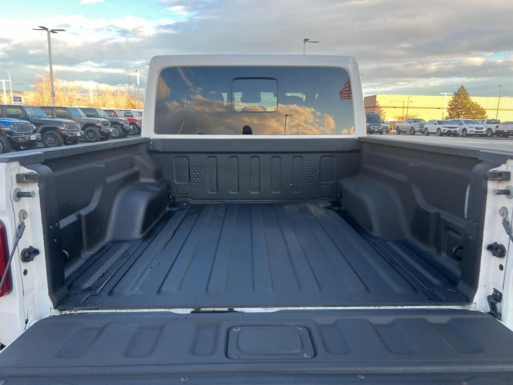 used 2021 Jeep Gladiator car, priced at $40,999