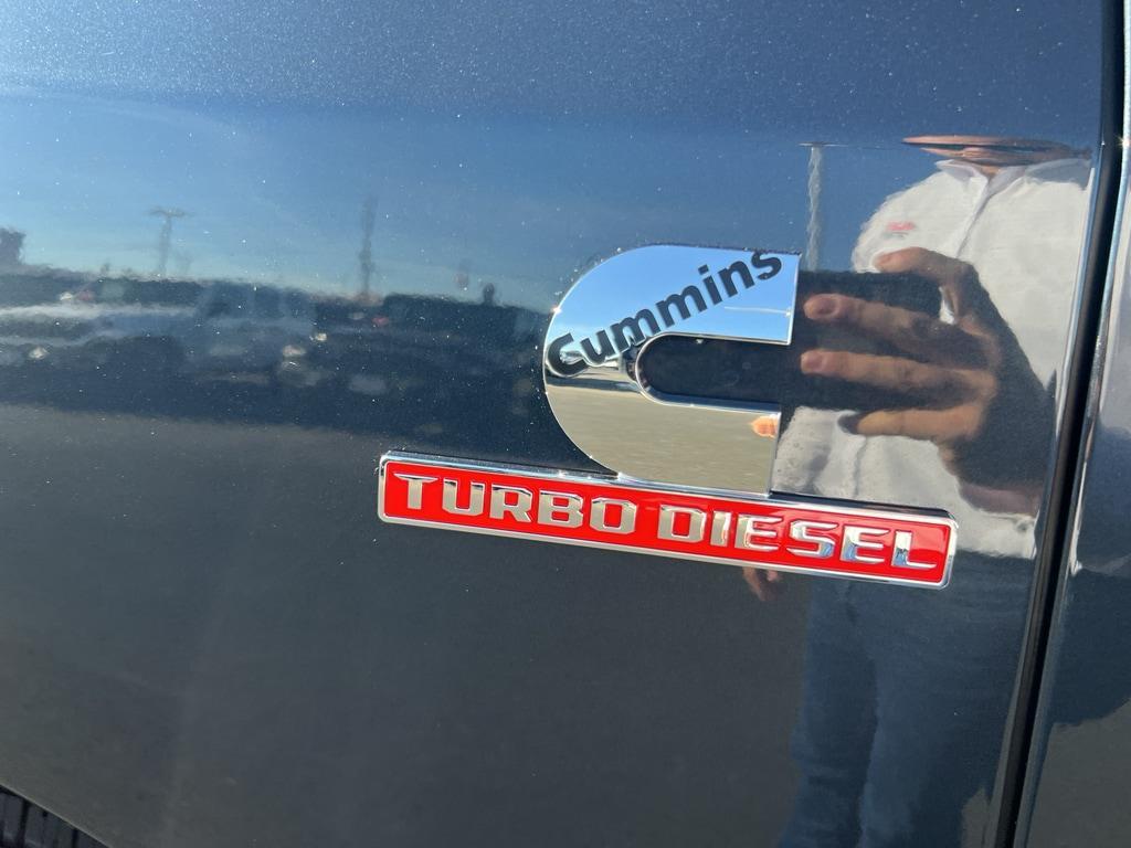 new 2025 Ram 2500 car, priced at $72,111