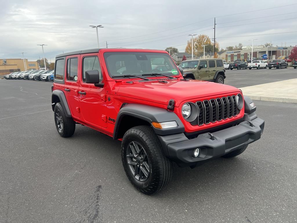 new 2025 Jeep Wrangler car, priced at $41,734