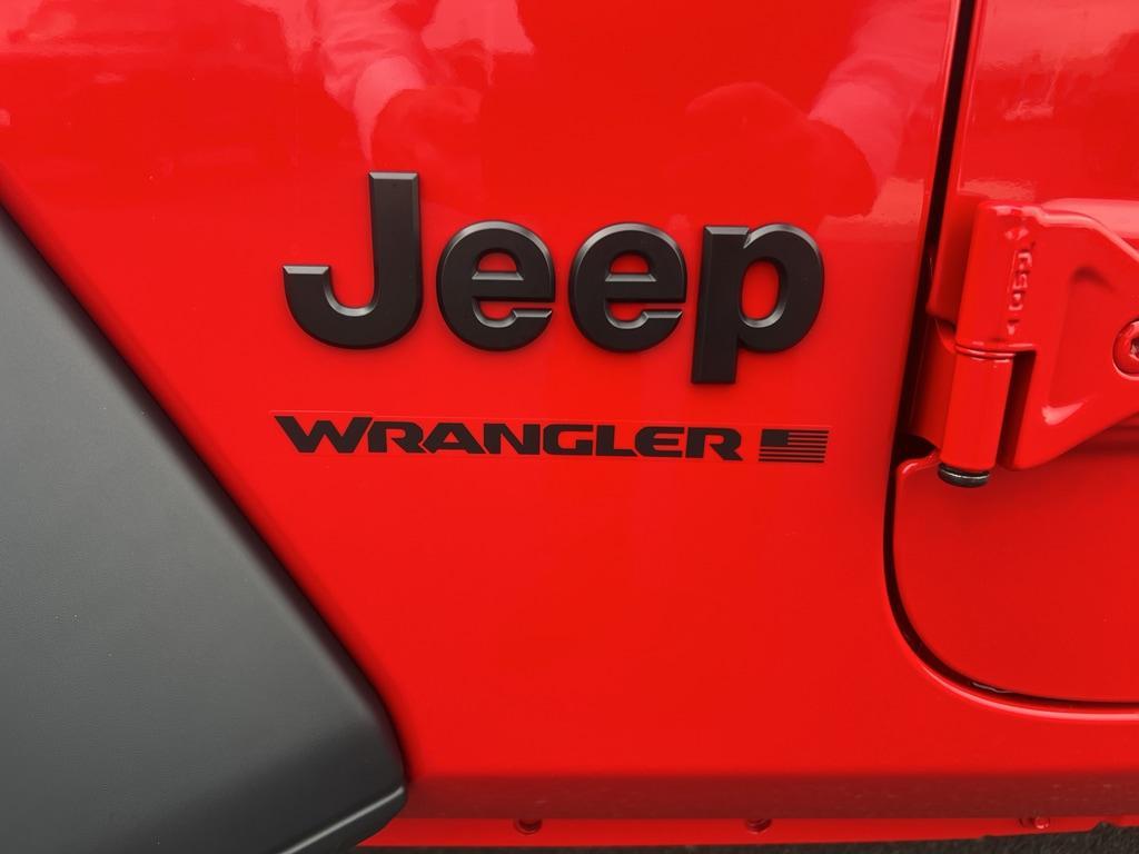 new 2025 Jeep Wrangler car, priced at $41,734