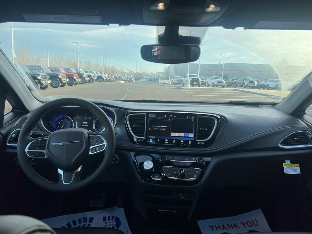 new 2026 Chrysler Pacifica car, priced at $46,380
