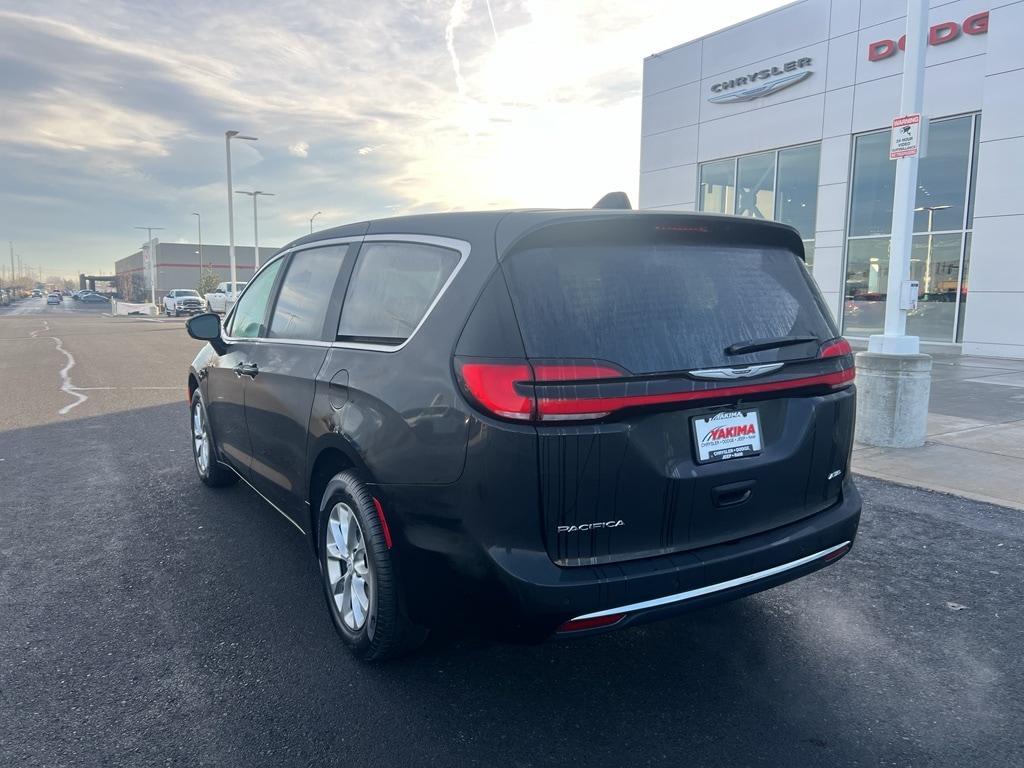 new 2026 Chrysler Pacifica car, priced at $46,380