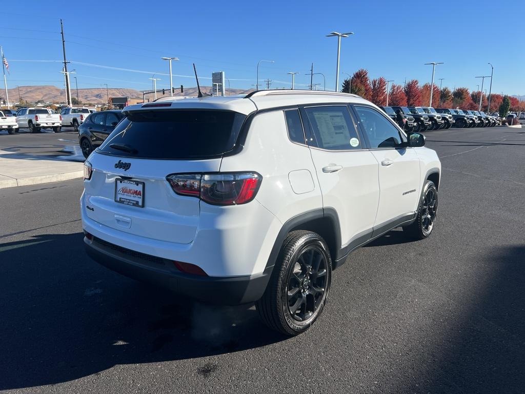 new 2026 Jeep Compass car, priced at $32,052