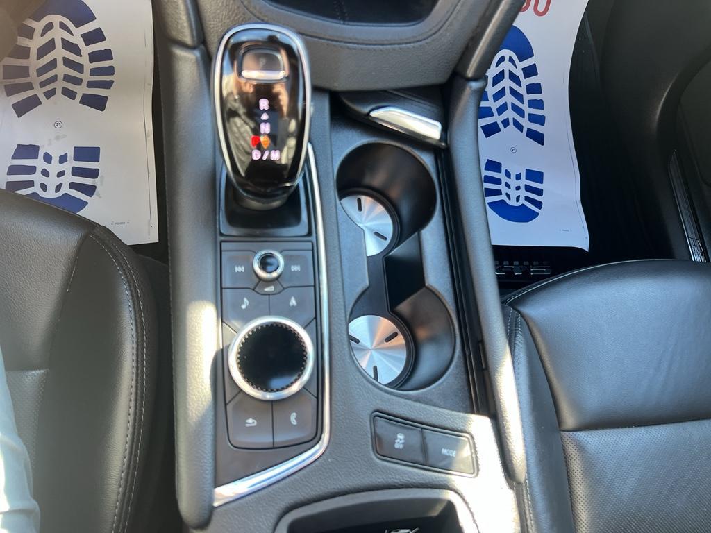 used 2020 Cadillac XT5 car, priced at $26,999