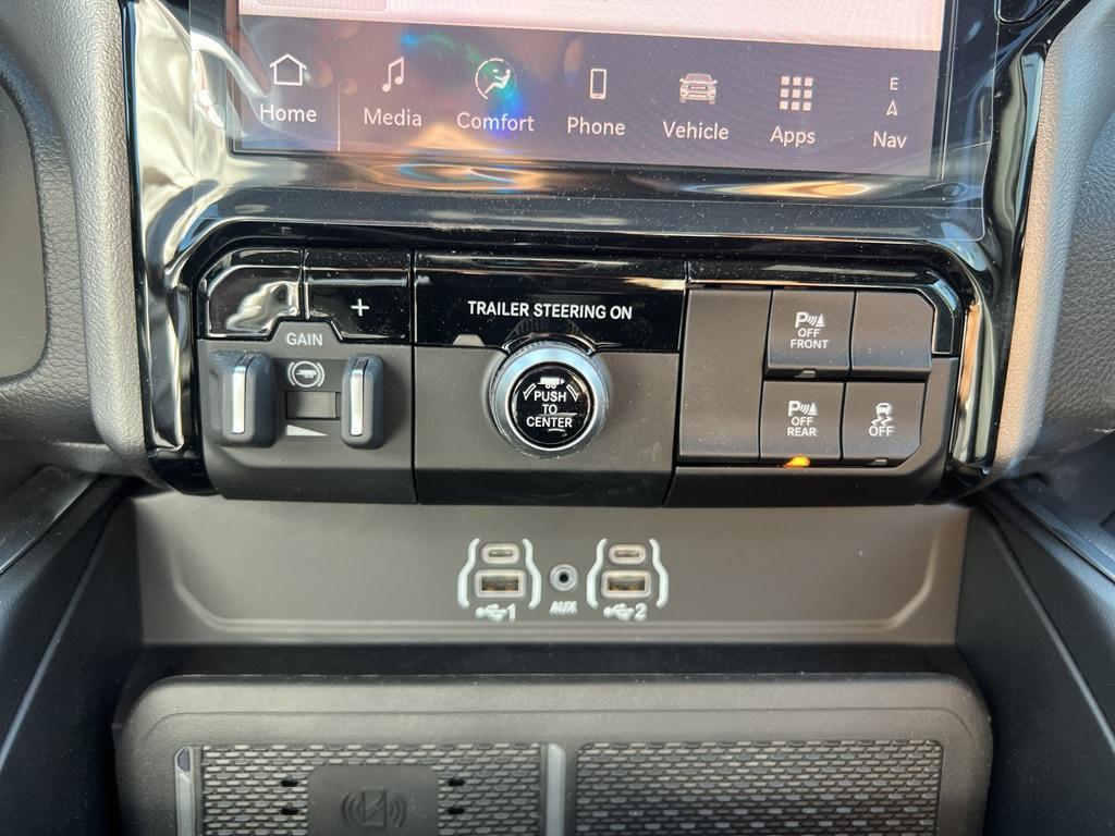 new 2025 Ram 1500 car, priced at $59,150