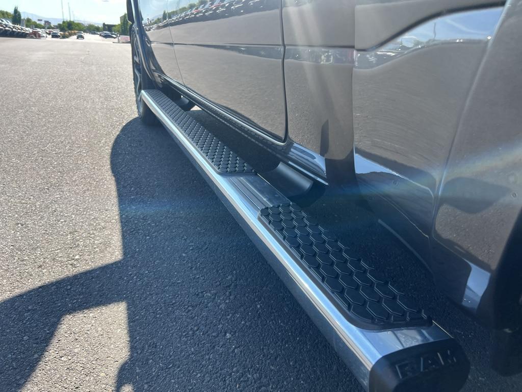 new 2025 Ram 1500 car, priced at $59,150