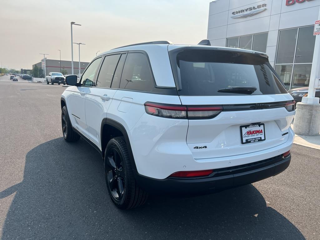 new 2025 Jeep Grand Cherokee car, priced at $52,241