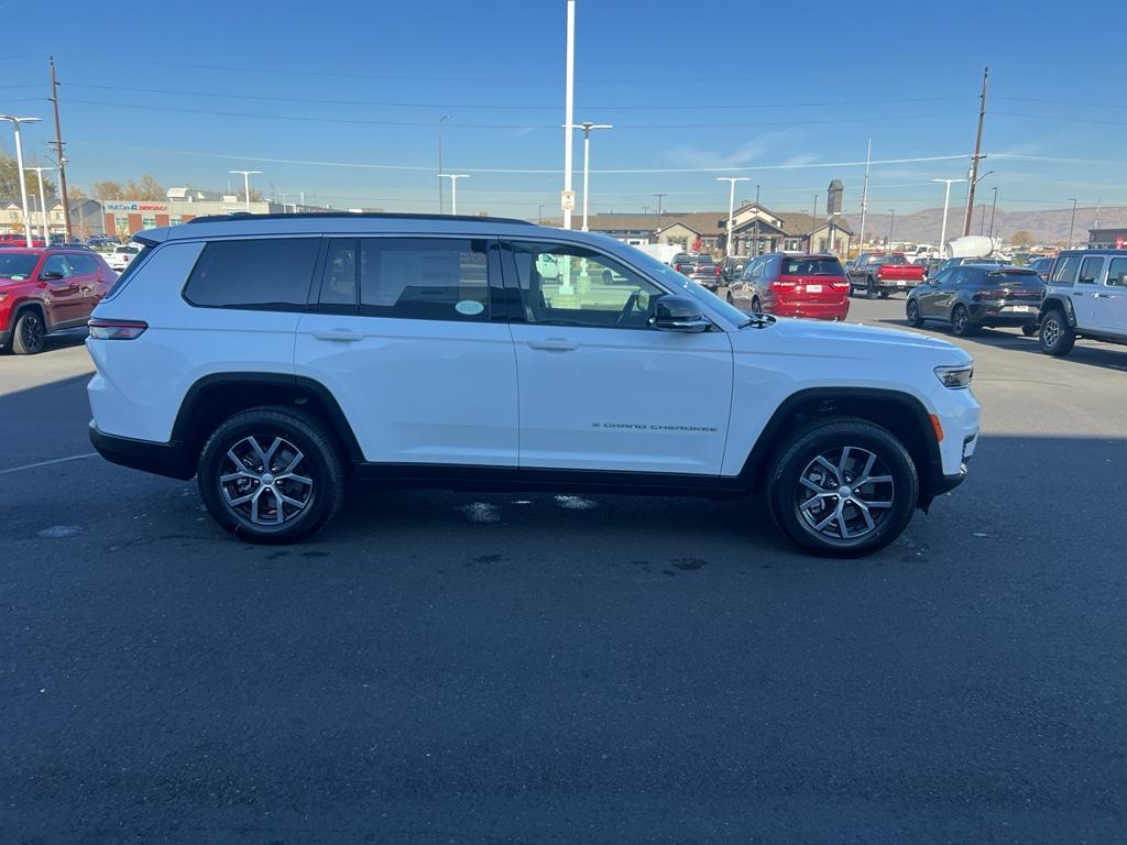 new 2025 Jeep Grand Cherokee L car, priced at $52,264